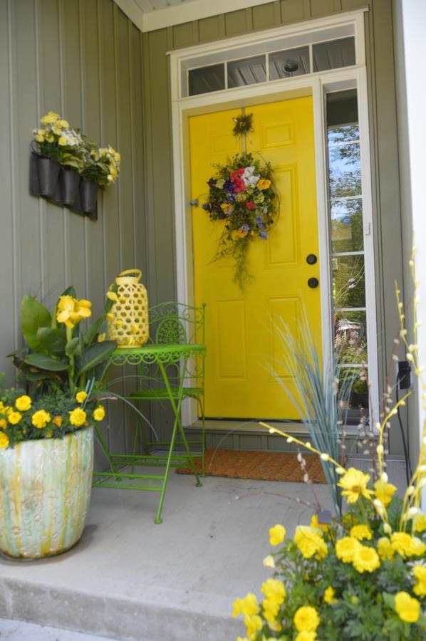 Yellow Door Bed And Breakfast Fort Erie Exterior photo