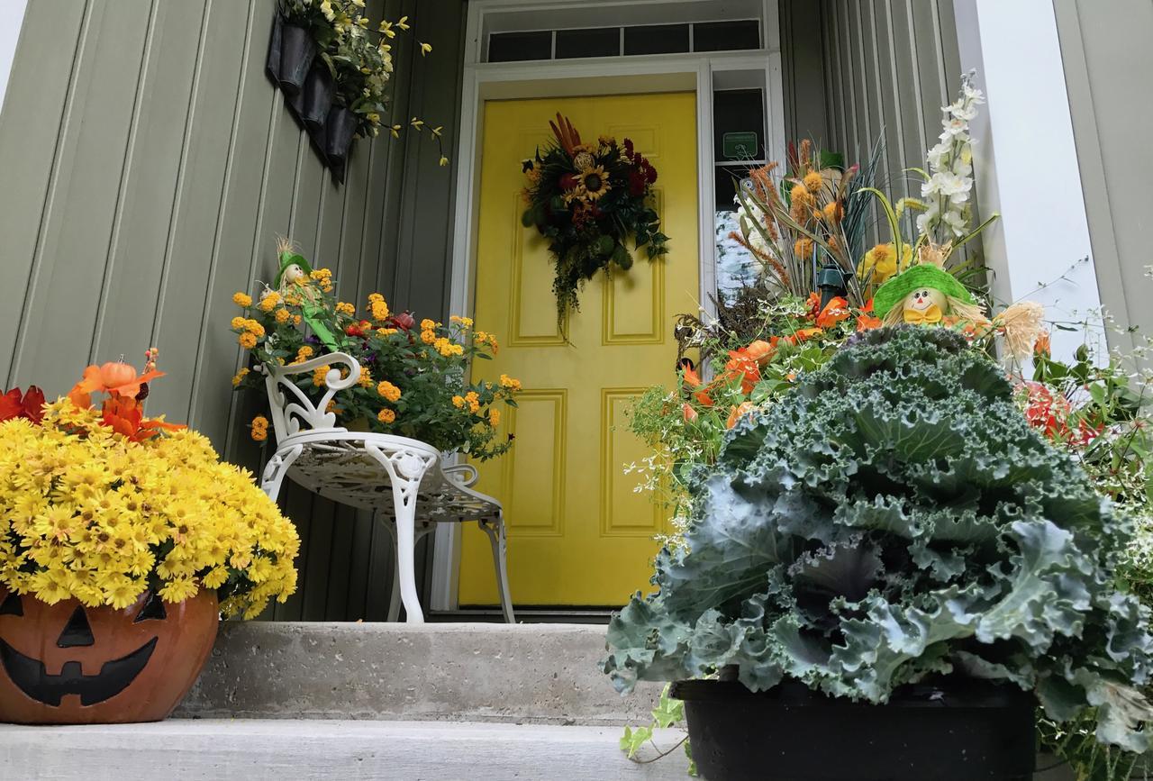Yellow Door Bed And Breakfast Fort Erie Exterior photo